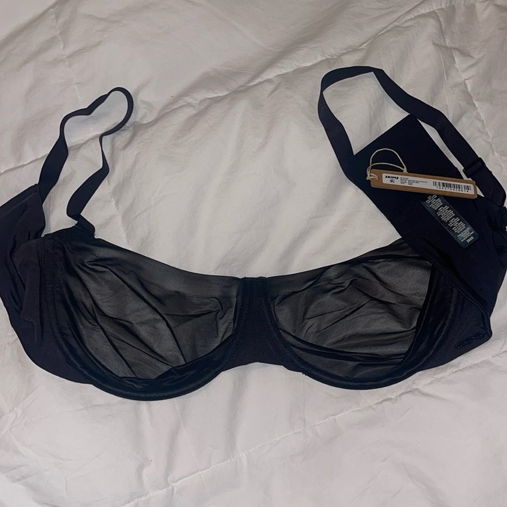 SKIMS Bra